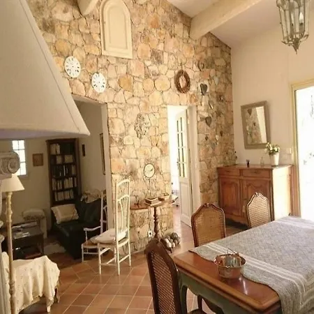 Prázdninový dům House Avec Piscine Au Coeur Des Golfs A Saint Raphael *